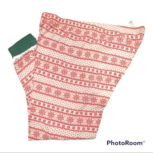 Carter’s Fair Isle Snowflake Winter Adult Christmas Matching Pajama Set XL NWOT - Picture 3 of 9